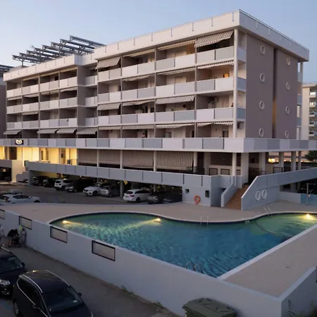 Lejlighed Beachfront Colourful Flat With Swimming Pool Bibione